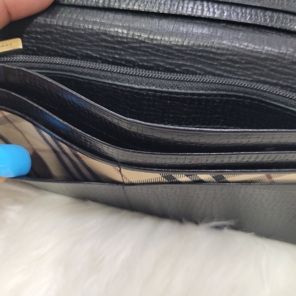 🔹️BURBERRY🔹️ BLACK LEATHER WALLET in EUC - Picture 6 of 11